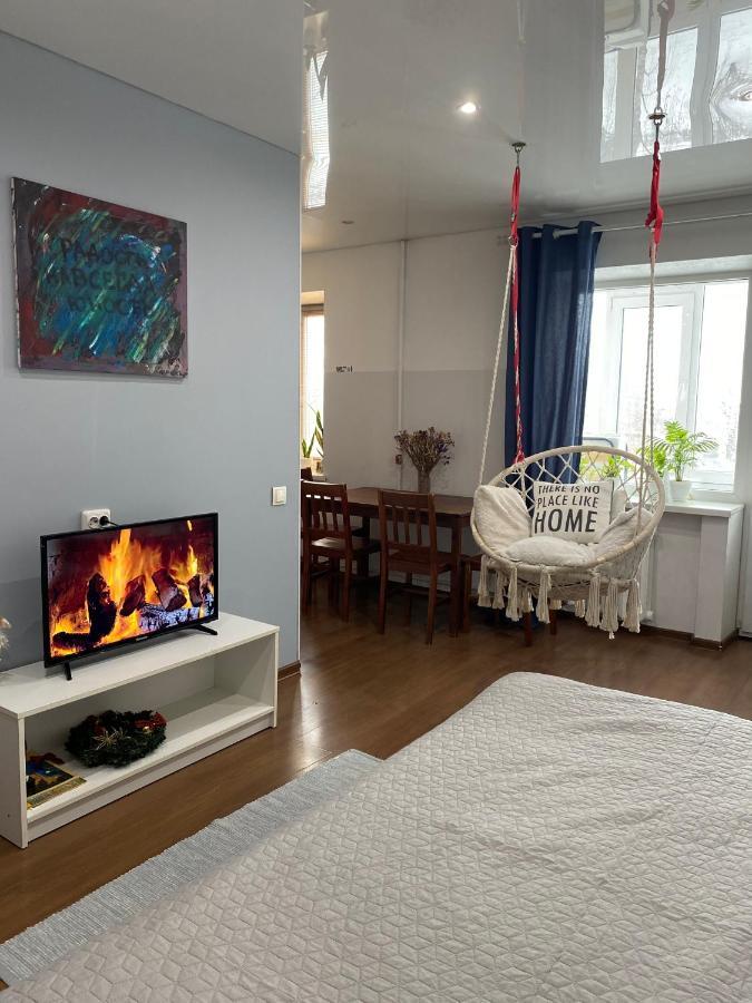 Art Apartment *